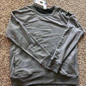 Members Mark Women's L Long Sleeve Gray crew with pockets NWT